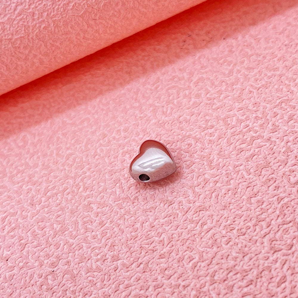 603 7mm Heart charm