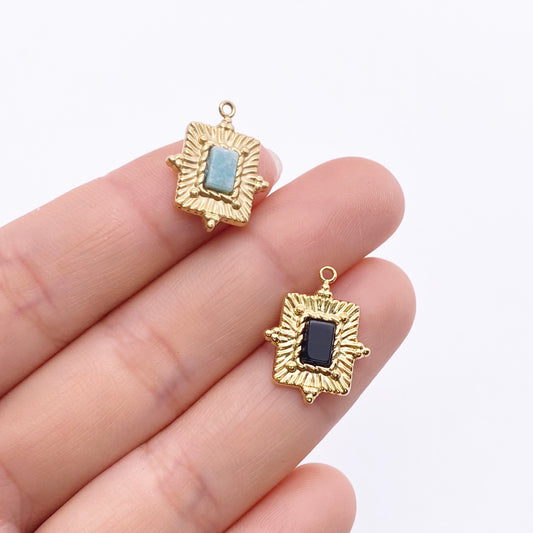 2511 Gemstone Charm