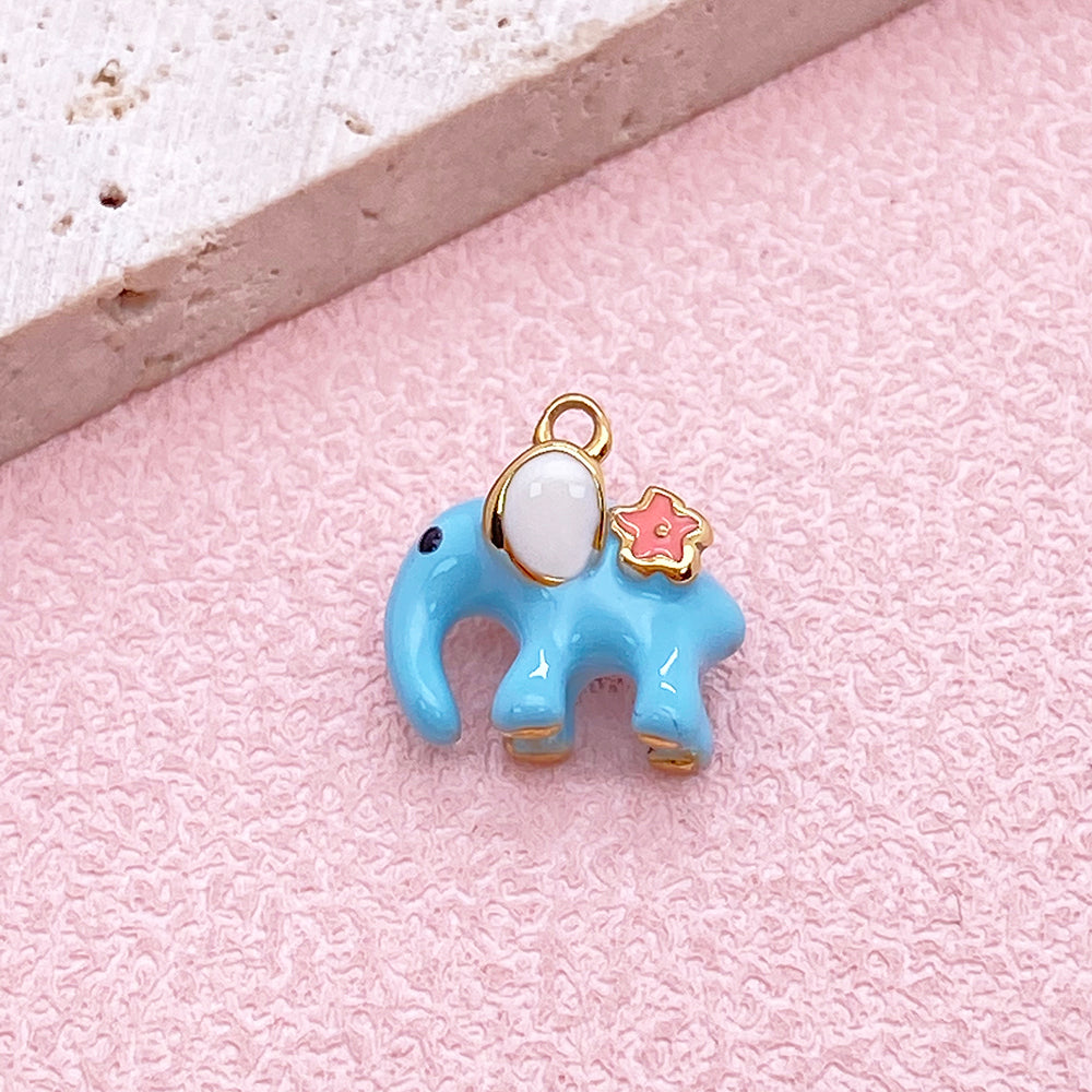 5910 3D Elephant Charm