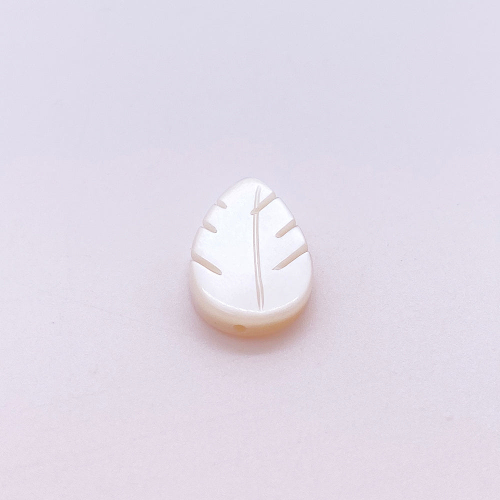 Leaf shell charm