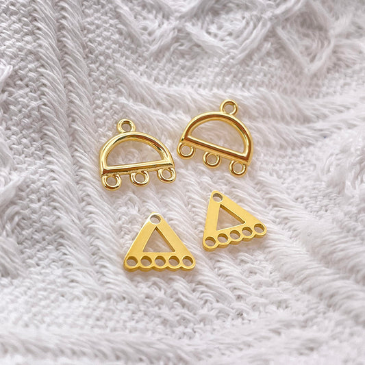 31541/1104 A Pair of Charms For Earring Making