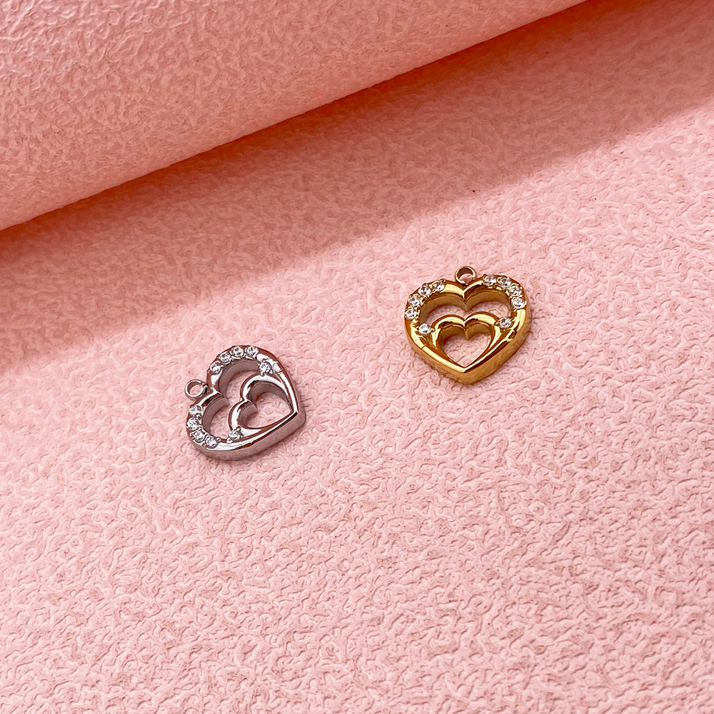 5676 Heart Charm