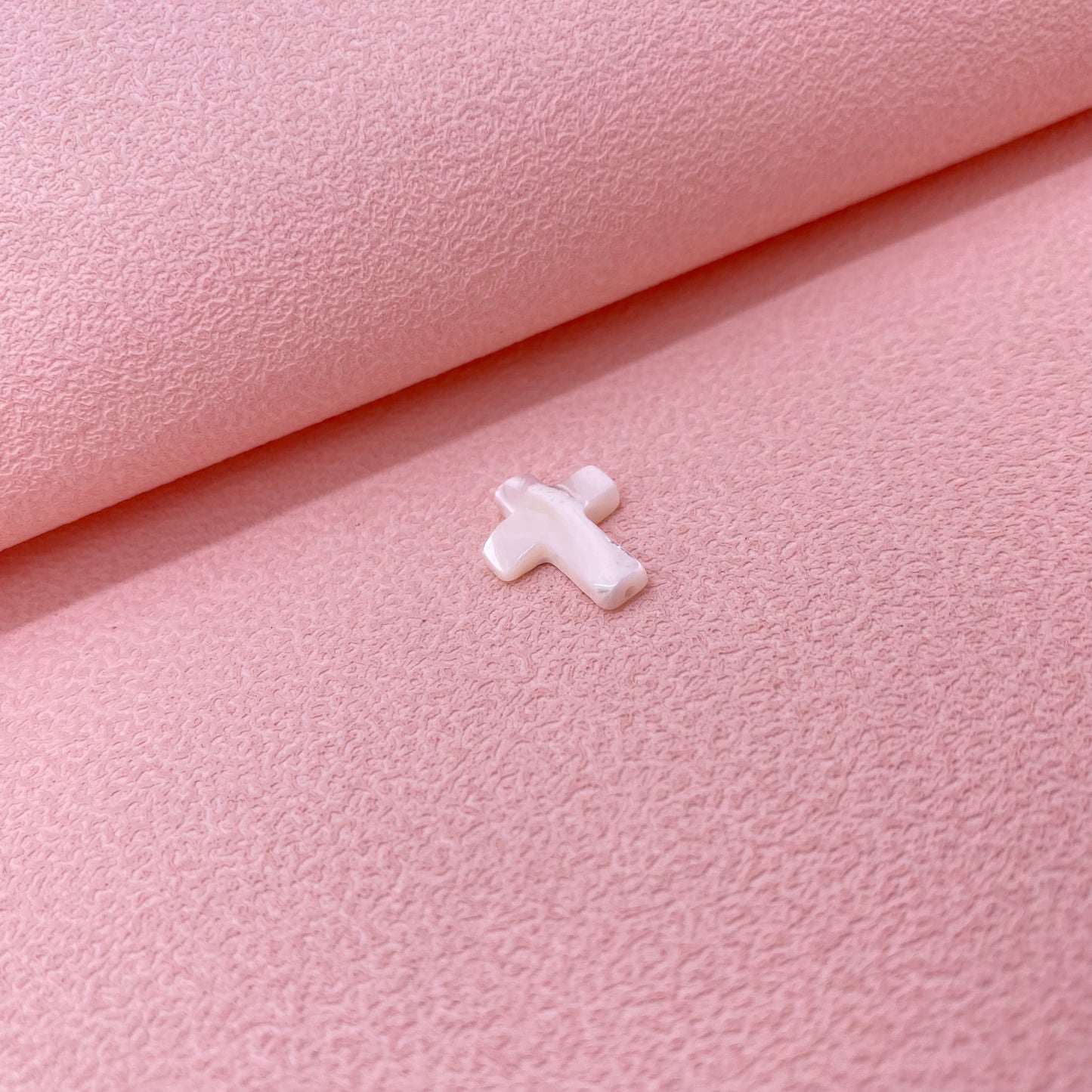 5 pcs/pack Cross shell charm