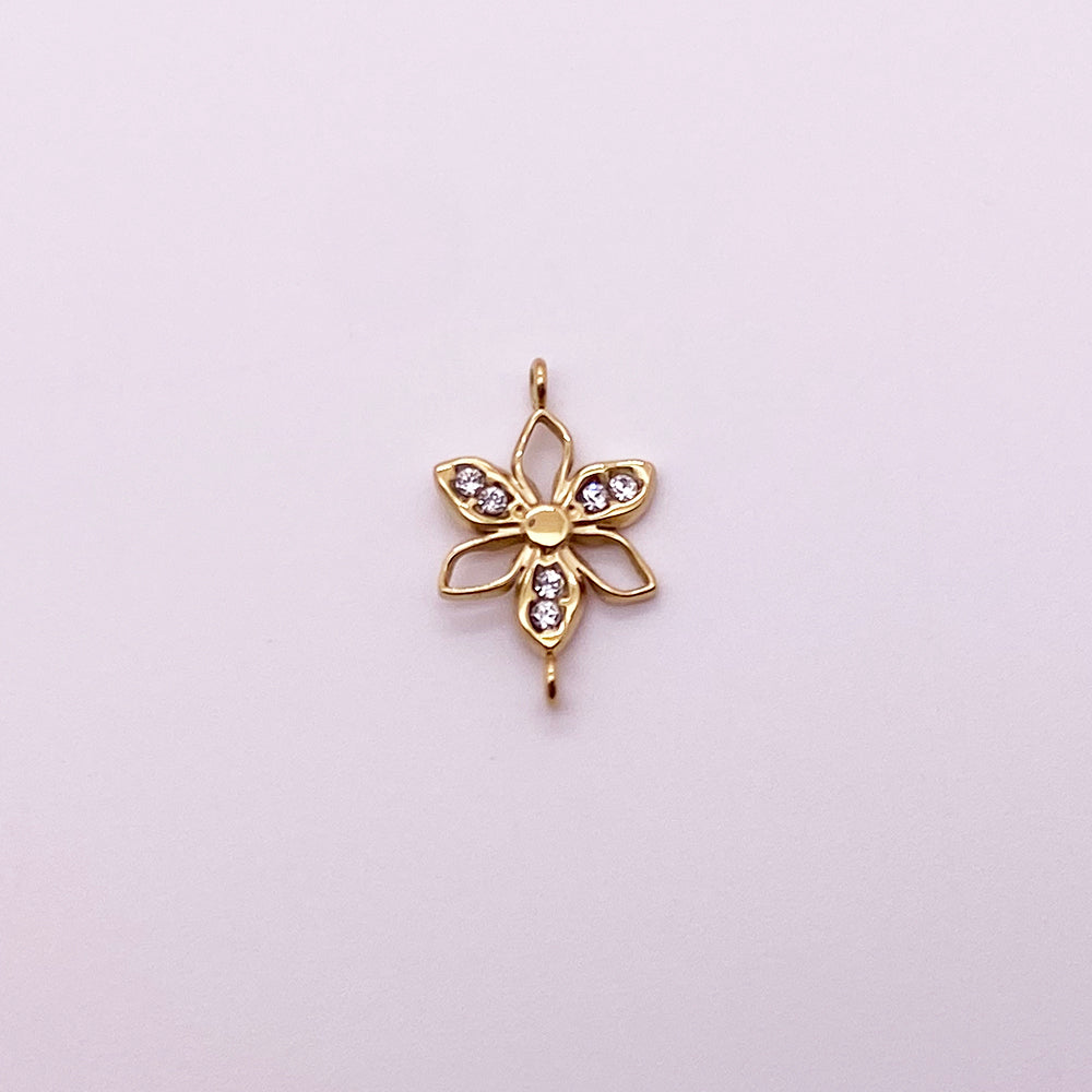 5411 Flower charm