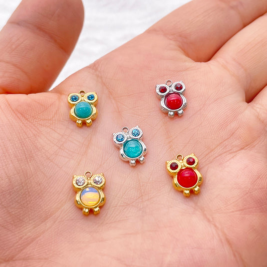 0548 owl charm