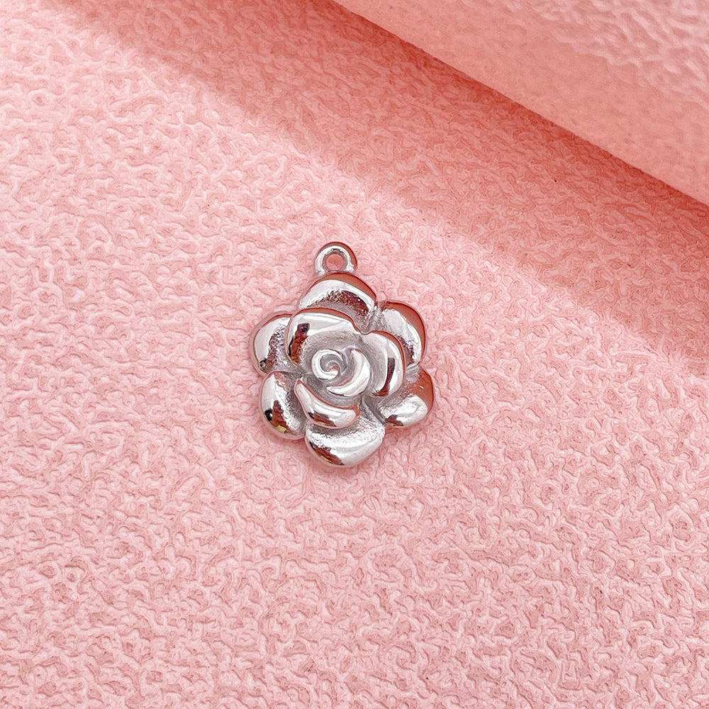 0998 14mm Rose charm