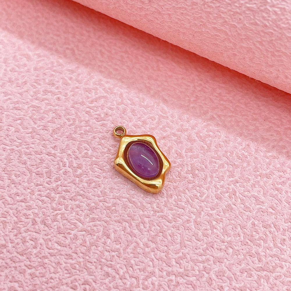 0986 Oval stone charm