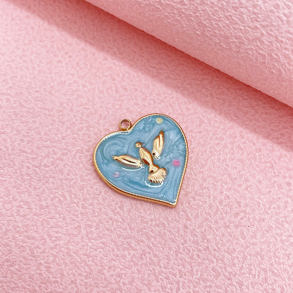 51228 Enamel heart bird charm