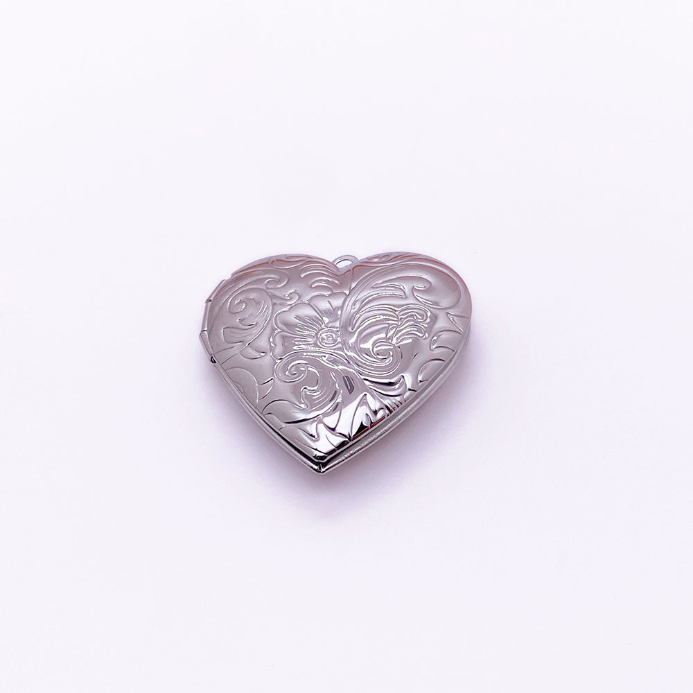 11654 Heart locket