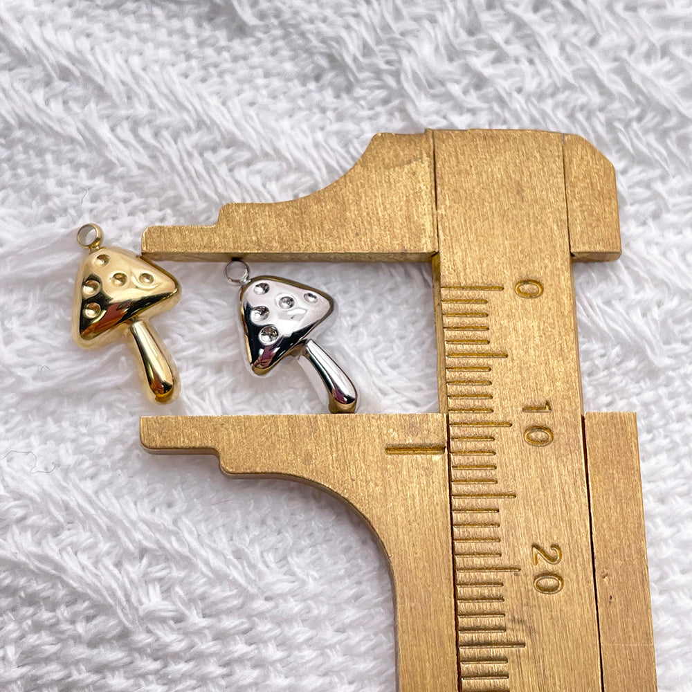 12240 Mushroom charm