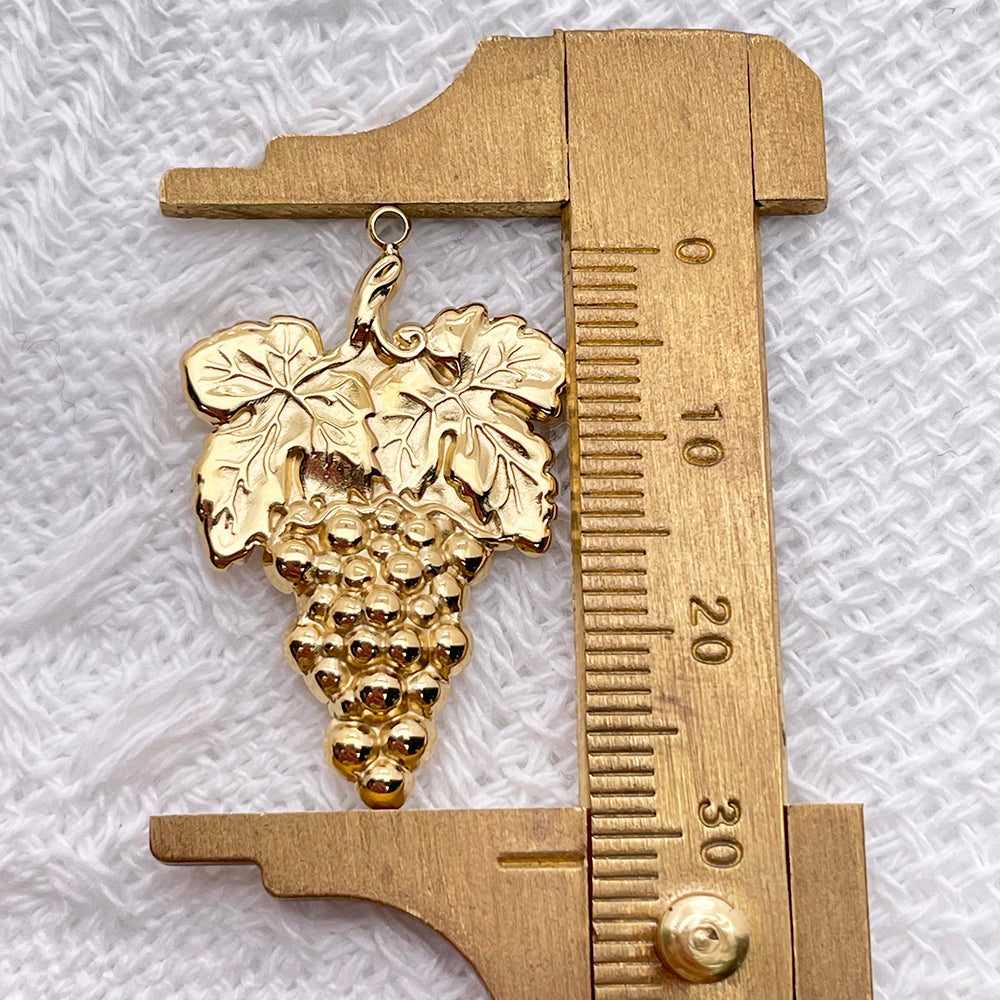 12264 Grape charm