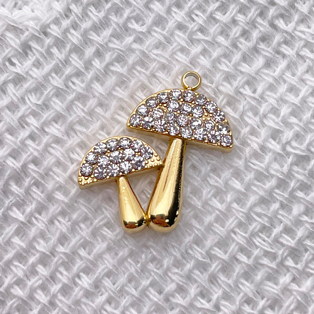 51302 Diamond Mushroom Charm
