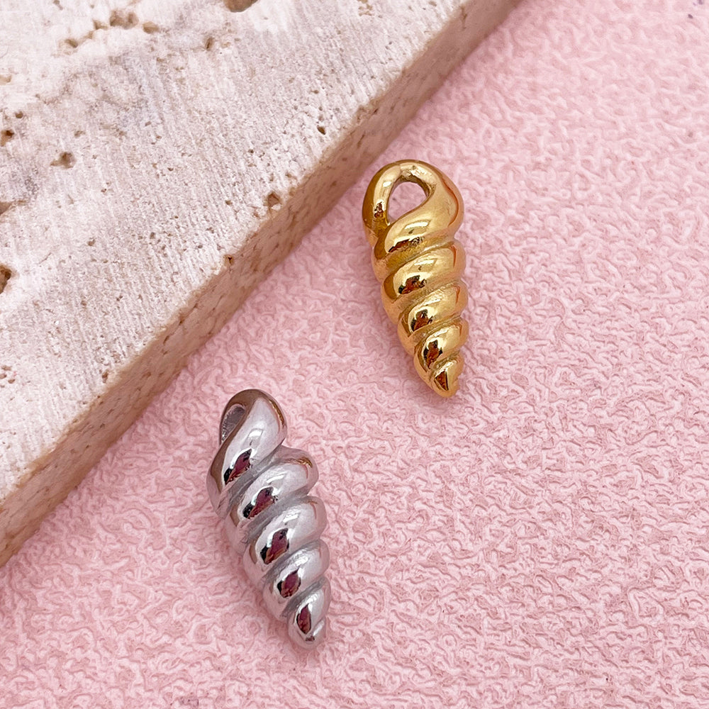 12285 Shell charm