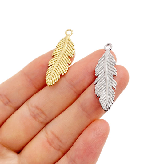 PC825 Leaf charm