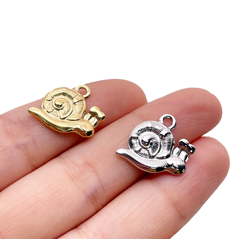 12324 Snail charm