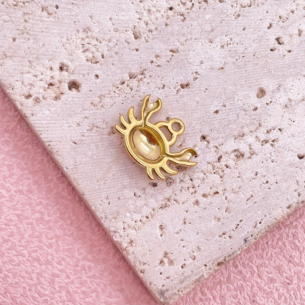 12229 Tiny crab charm