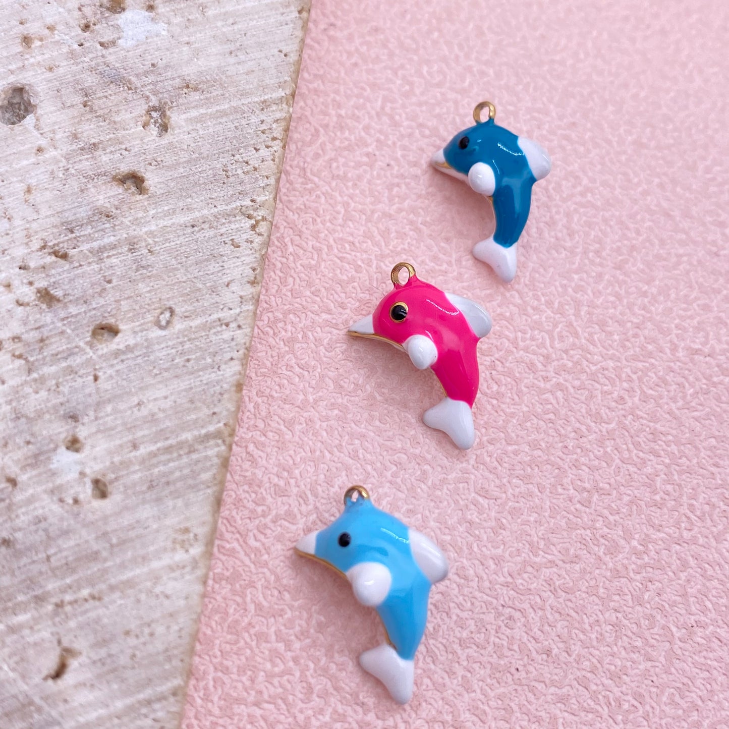 51322 Enamel Dolphin charm
