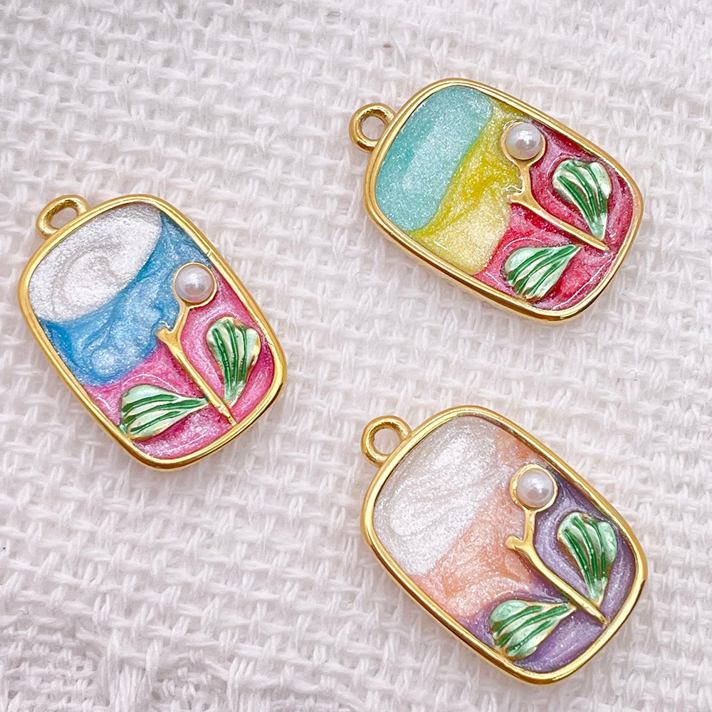 51499 Enamel colorful tree charm