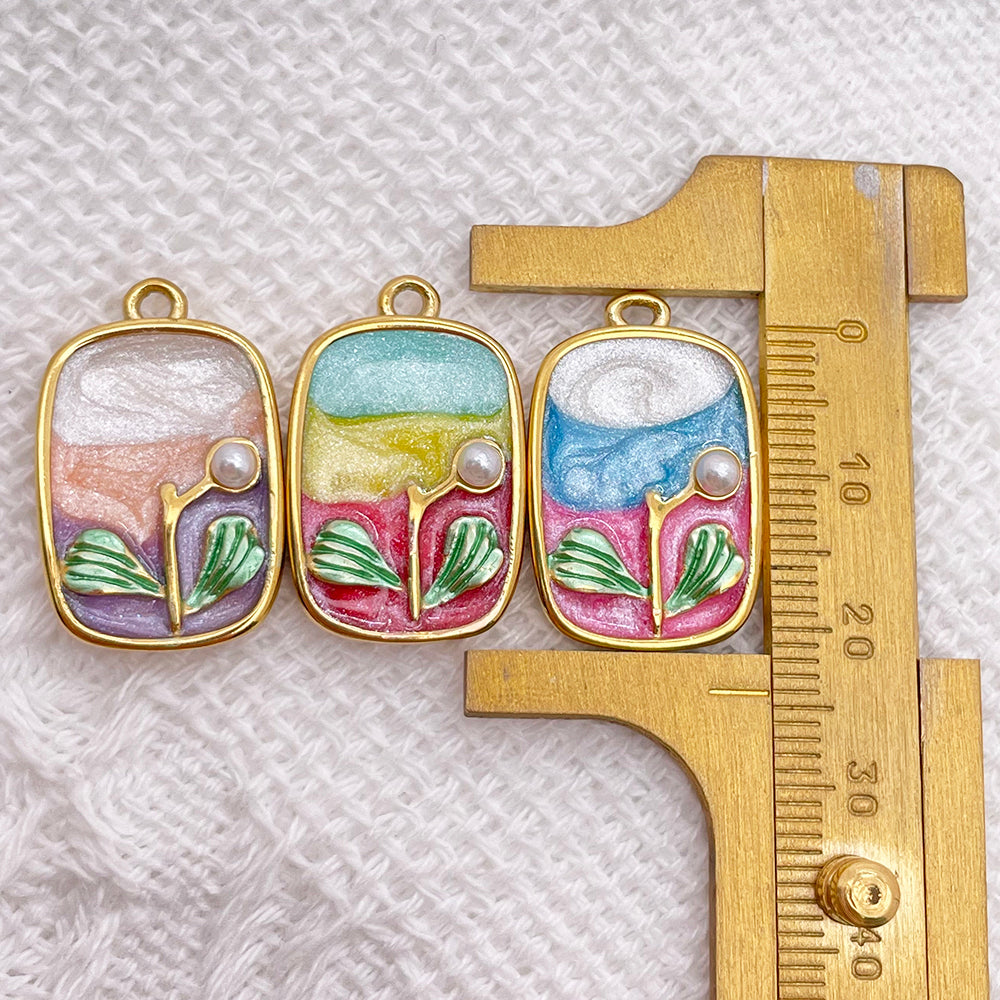 51499 Enamel colorful tree charm
