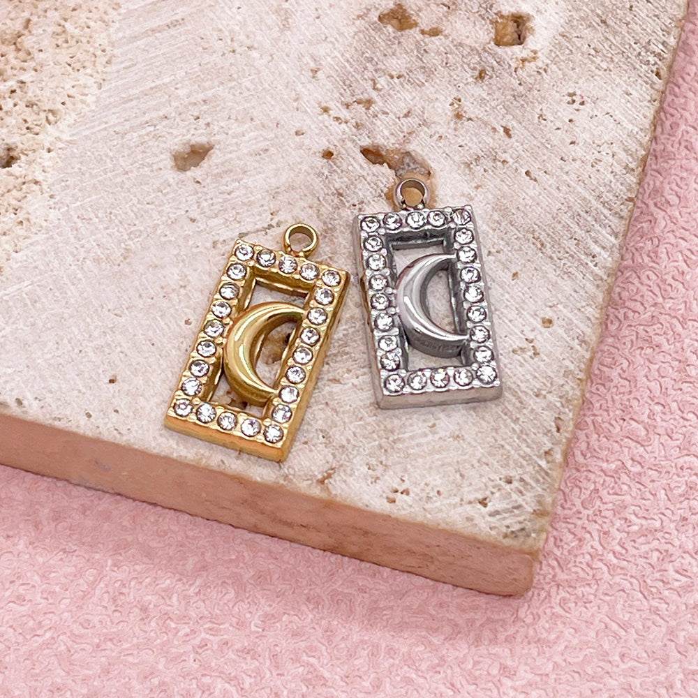 51526 Square diamond moon charm