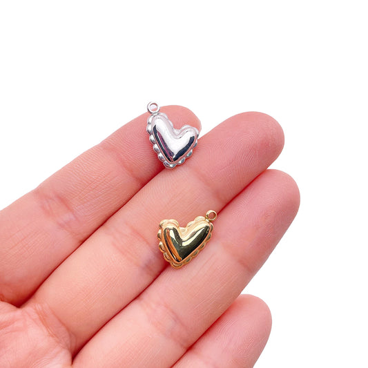 0114 Asymmetrical love Charm