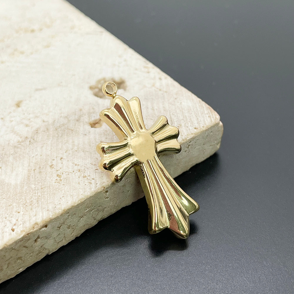 12922 Cross charm