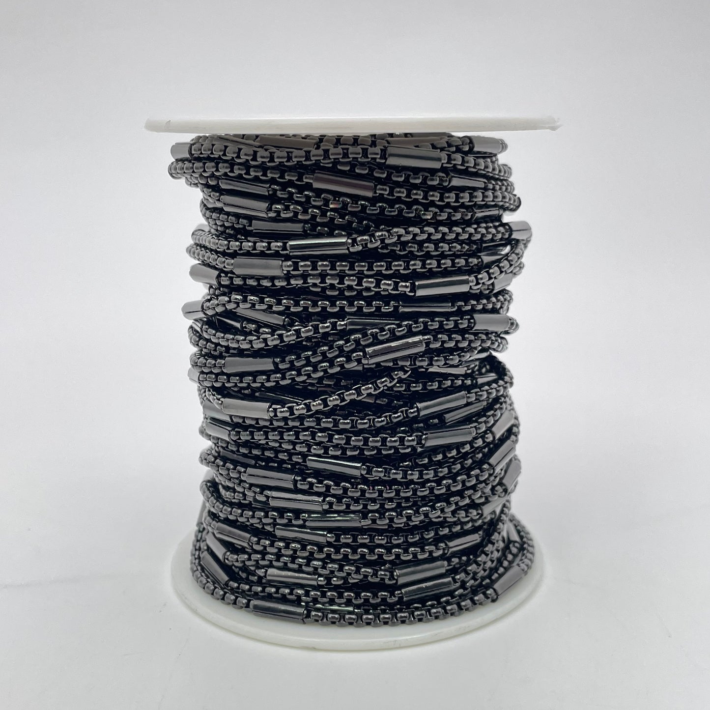 C1609 Square pearl pipe black chain