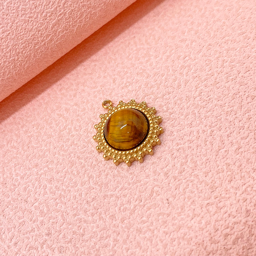 PC649 Tiger eye sun charm