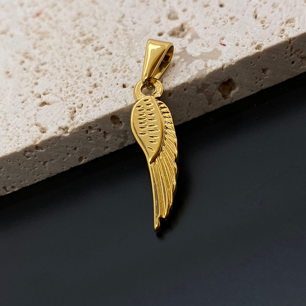 Wing charm