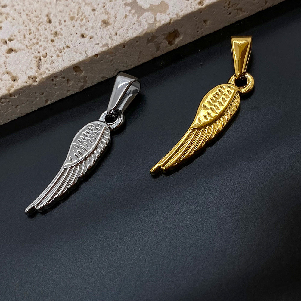 Wing charm