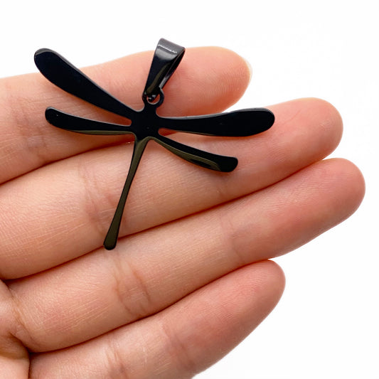 Black dragonfly charm