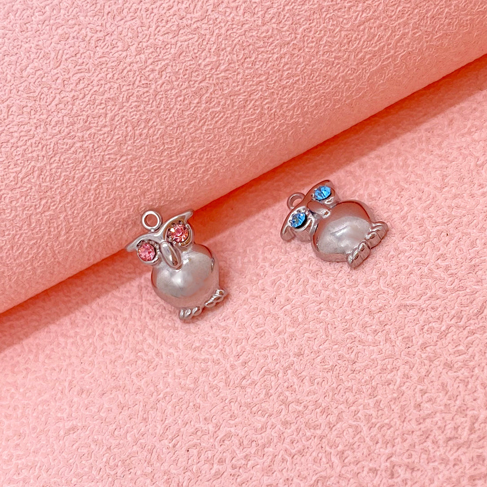 PC379 Owl charm