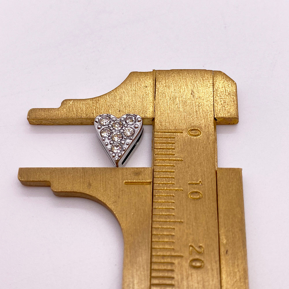 5710 Heart charm