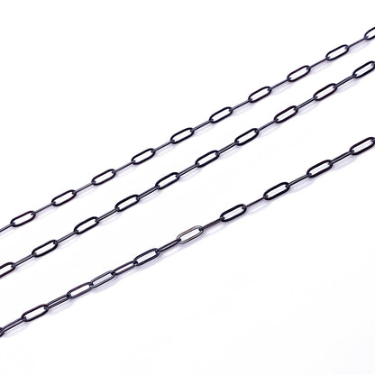 C0111 Black paperclip chain